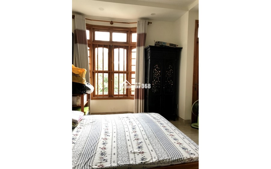 Sát Sân Bay TSN, Biệt Thự Gỗ Gò Vấp 5 Tầng Hầm 56M2, Xe Ben Ngủ Nhà, Ngang Gần 5M, Chỉ 9.8 T.ỷ